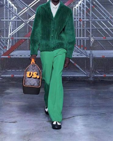 Бомбер Louis Vuitton LUX-58778