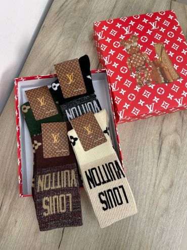 Носки женские  Louis Vuitton LUX-40840