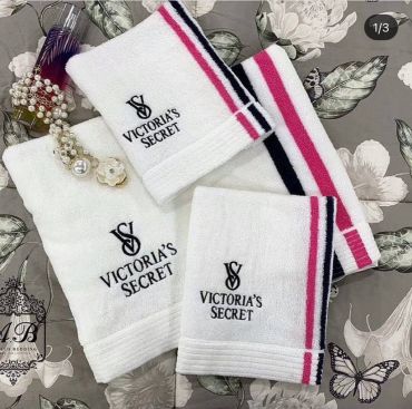 Комплект из трёх полотенец   LUX-60685