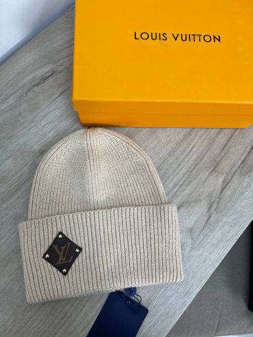Шапка Louis Vuitton LUX-61217