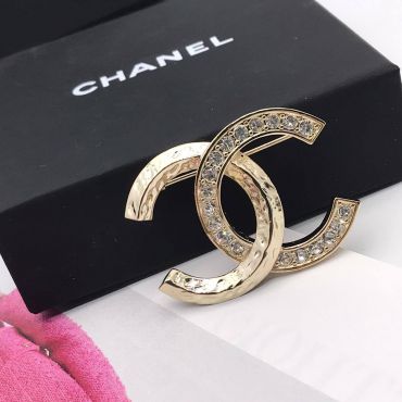 Брошь Chanel LUX-61819