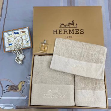 Комплект из трёх полотенец Hermes LUX-61994
