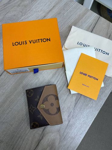 Кошелек  Louis Vuitton LUX-62216