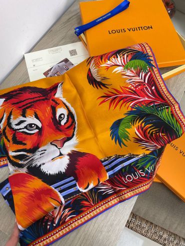  Платок  Louis Vuitton LUX-63375