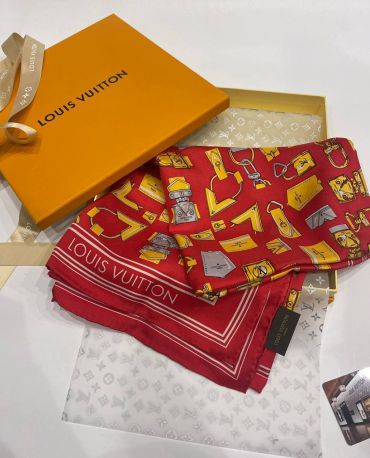 Платок Louis Vuitton LUX-63700