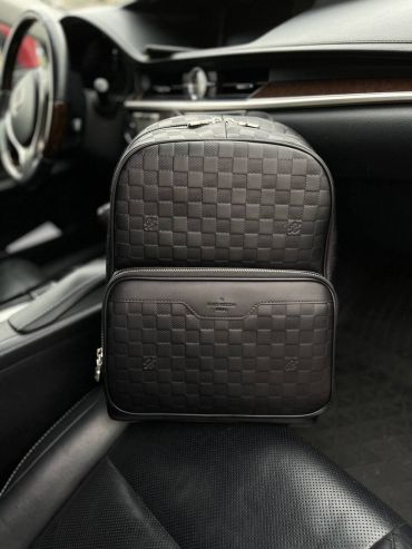 Рюкзак  Louis Vuitton LUX-63688
