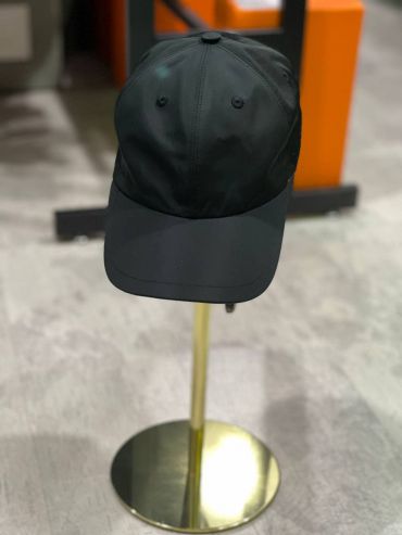 Бейсболка Loro Piana LUX-64193