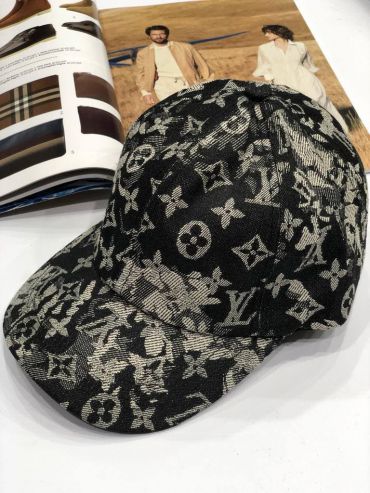 Бейсболка Louis Vuitton LUX-64367