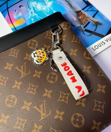 Брелок Louis Vuitton LUX-66109