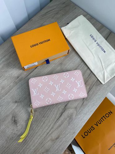 Кошелек Louis Vuitton LUX-67337