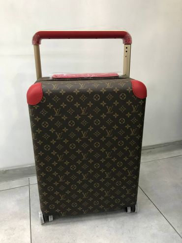 Чемодан Louis Vuitton LUX-74169