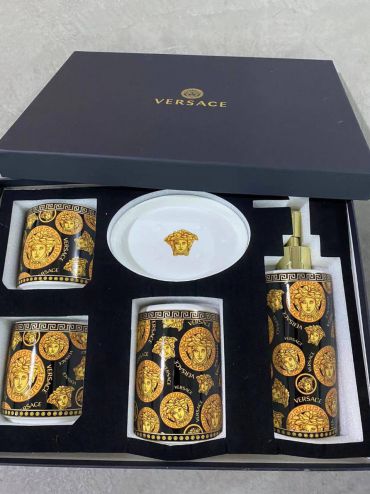 Набор для ванной комнаты  Versace LUX-78065