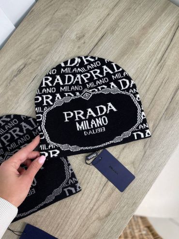 Шапка  Prada LUX-79140