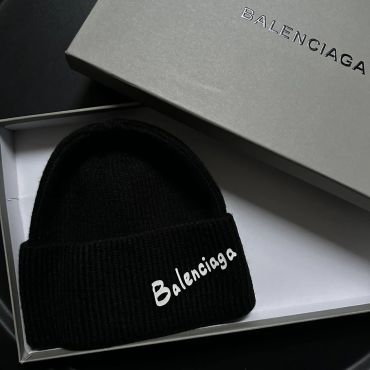 Шапка  Balenciaga LUX-79689