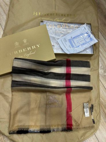 Шарф Burberry LUX-81689