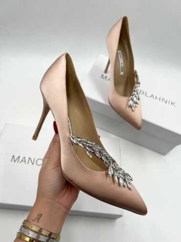 Атласные туфли-лодочки Manolo Blahnik LUX-82532