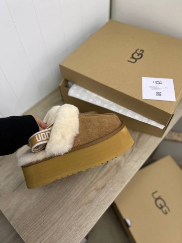 FUNKETTE SUEDE PLATFORM Ugg Australia LUX-82626