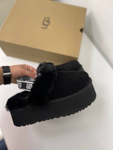 FUNKETTE SUEDE PLATFORM  Ugg Australia LUX-82659