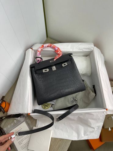 Сумка женская Birkin, 25 cm Crocodile Niloticus Mat Hermes LUX-82888