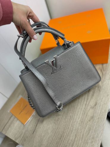 Сумка женская CAPUCINES Louis Vuitton LUX-83374