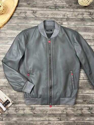 Бомбер кожаный Kiton LUX-86418