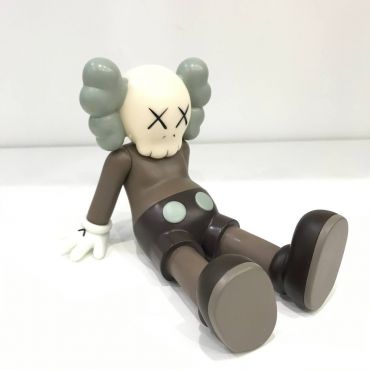 Статуэтка ‘’KAWS’’  LUX-92039