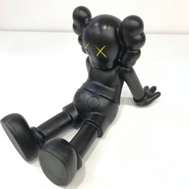 Статуэтка ‘’KAWS’’  LUX-92038