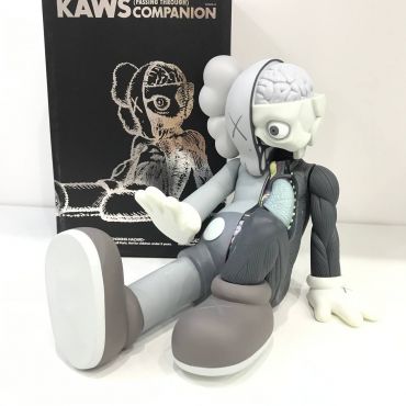 Статуэтка ‘’KAWS’’  LUX-92035