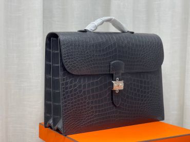 Портфель из премиальной натуральной кожи крокодила  Hermes LUX-94353