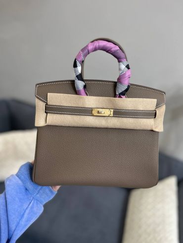 Сумка женская  Birkin 25, GHW Togo  Hermes LUX-95796