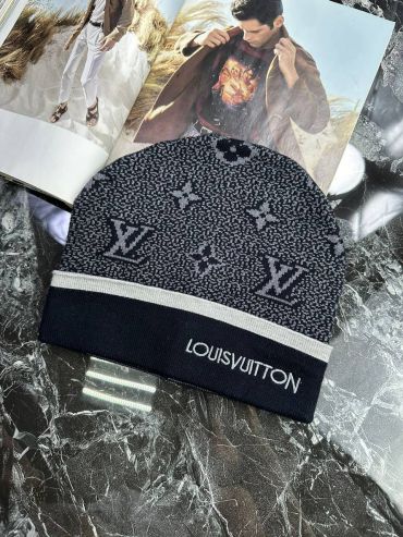 Шапка Louis Vuitton LUX-96794