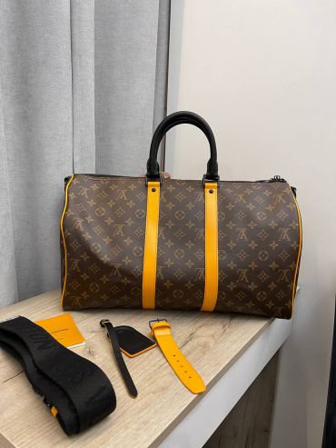 Сумка дорожная  Louis Vuitton LUX-97332