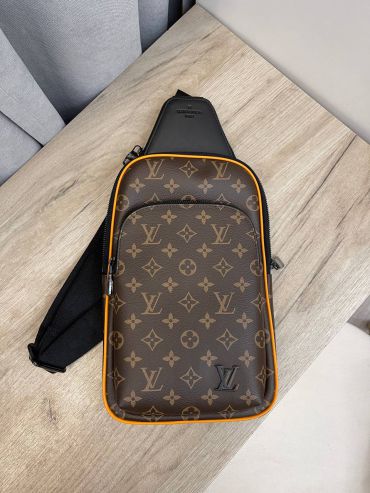 Сумка-слинг Louis Vuitton LUX-98662