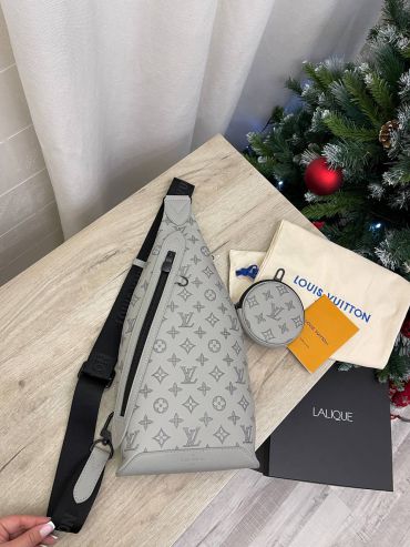 Сумка-слинг Louis Vuitton LUX-91798