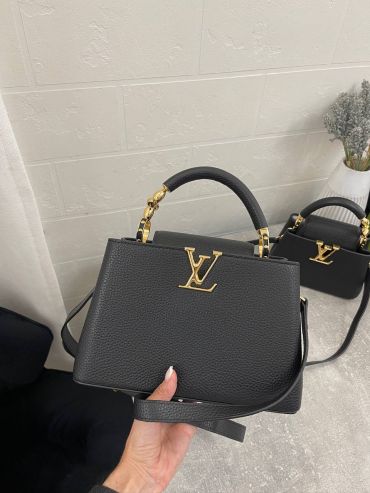 Сумка женская Capucines, 27 см Louis Vuitton LUX-108798