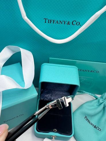 Кольцо  Tiffany&Co LUX-110210