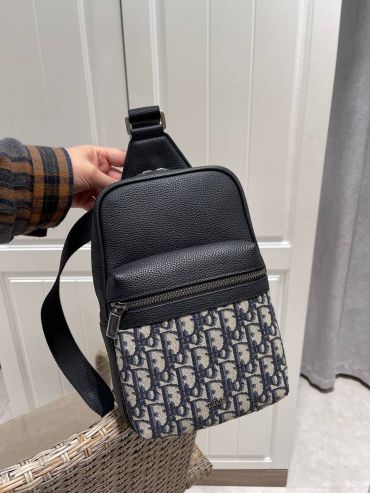 Сумка-слинг  Christian Dior LUX-115167