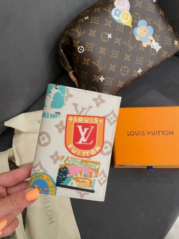 Обложка на паспорт Louis Vuitton LUX-120784