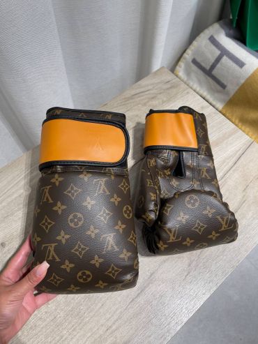 Боксерские перчатки Louis Vuitton LUX-122454