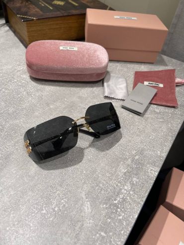 Очки  Miu Miu LUX-117580
