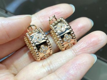Серьги-кольца  Van Cleef LUX-125145