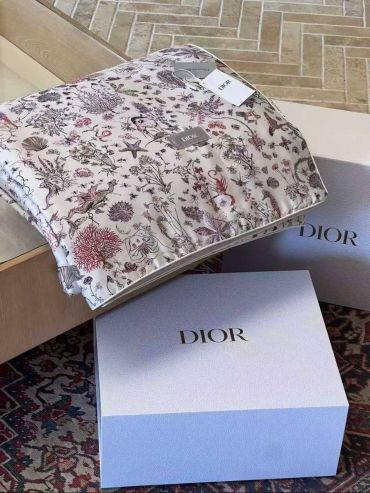 Одеяло Christian Dior LUX-125347