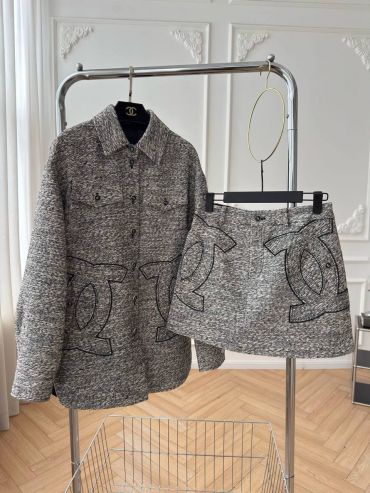 Костюм женский Chanel LUX-125512