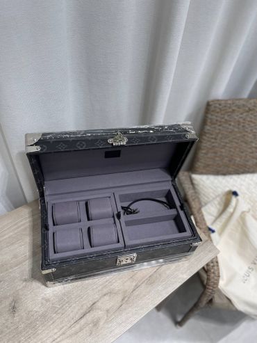  Функциональный сундук Accessoires Louis Vuitton LUX-118294