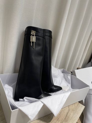 Сапоги Givenchy LUX-126355