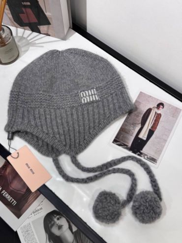 Шапка  Miu Miu LUX-126364