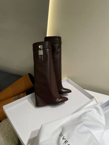 Сапоги Givenchy LUX-126354