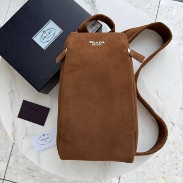  Сумка-слинг  Prada LUX-126674