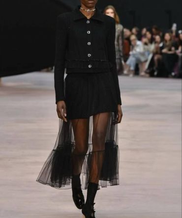 Костюм женский