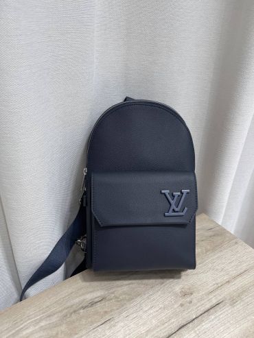 Сумка - слинг  Louis Vuitton LUX-127364